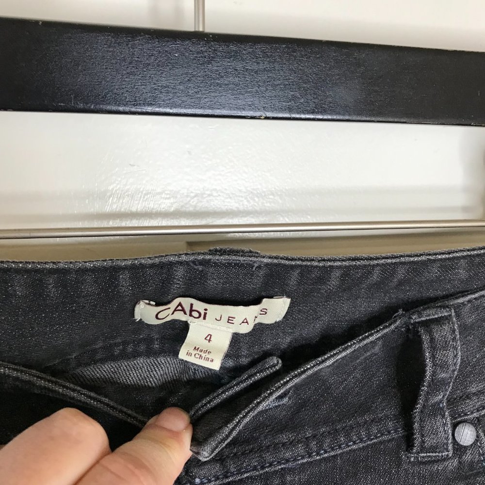 CAbi #204R Womens Black Fade Flap Pocket Bootcut Jeans ~ Size 4 - Picture 6 of 6